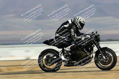 media/May-15-2022-SoCal Trackdays (Sun) [[33a09aef31]]/Back Straight Speed Shots (835am)/